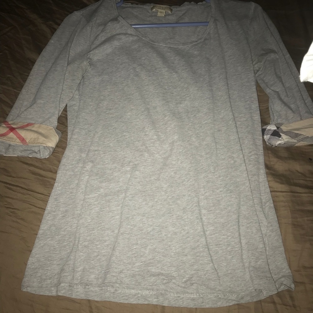 gray burberry shirt size small